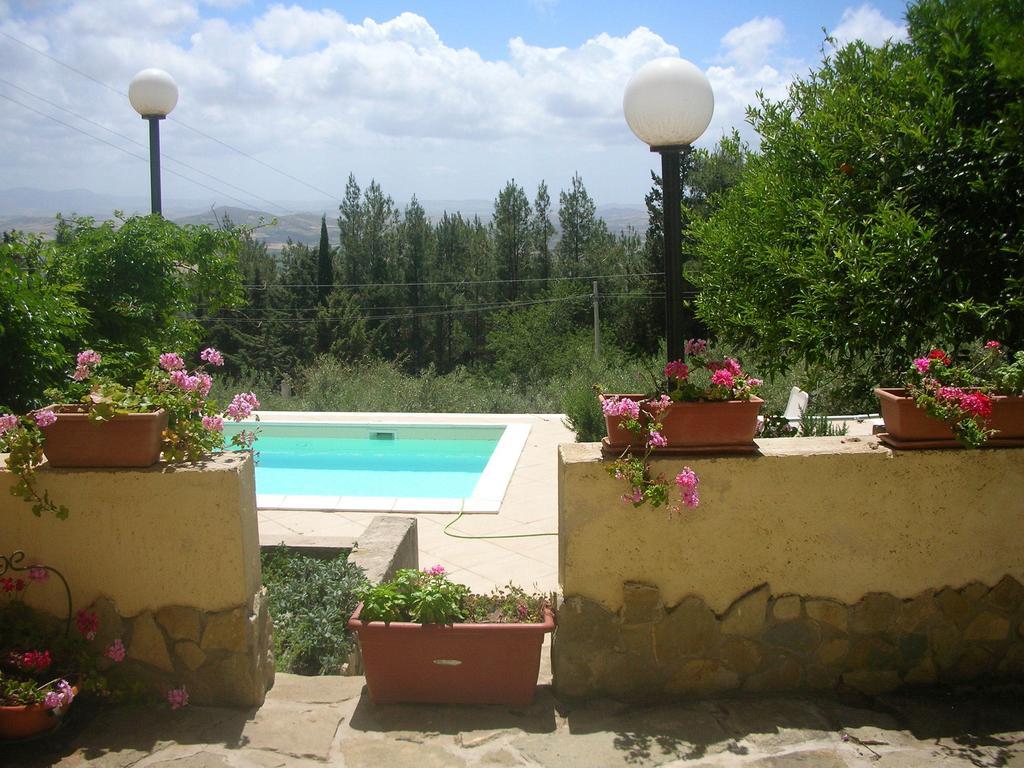 Villa Riserva Naturale Erice Bagian luar foto